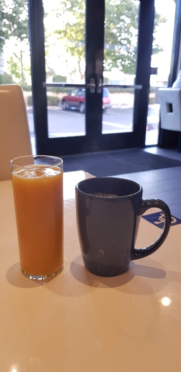 Hangar Bar And Grill Photos 9