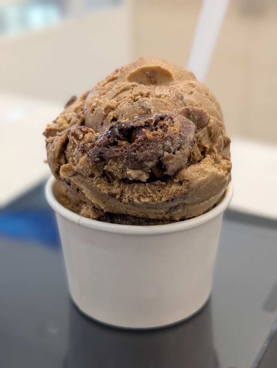 Happy Scoops Ice Cream Photos 2