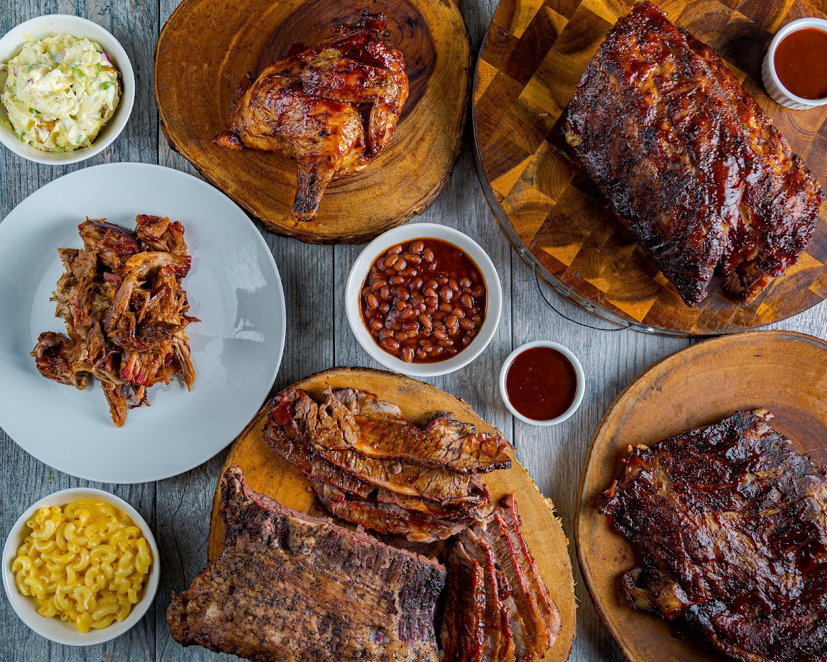 Harvey's Bbq Kitchen Photos 2