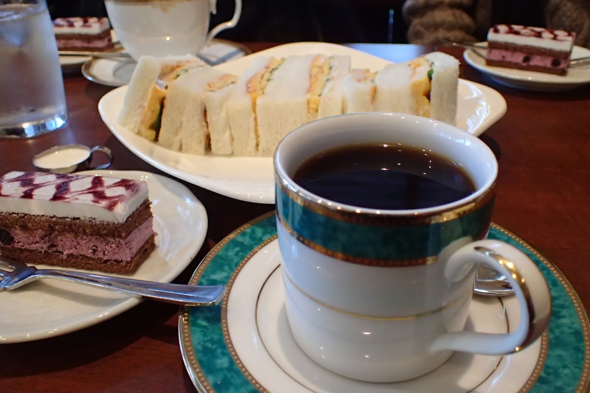Hase Coffee Photos 9