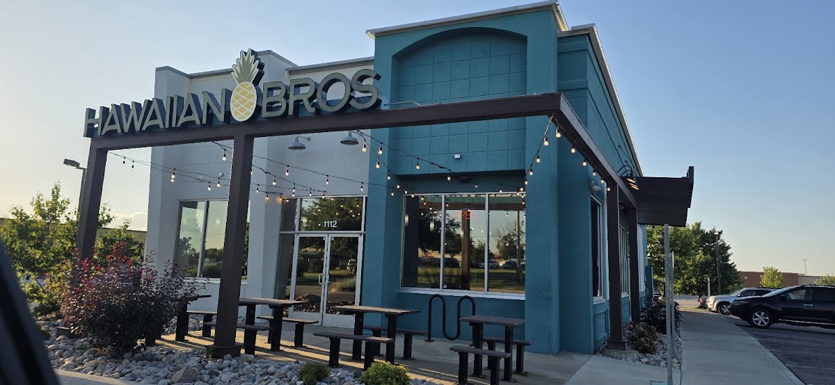 Hawaiian Bros Island Grill
