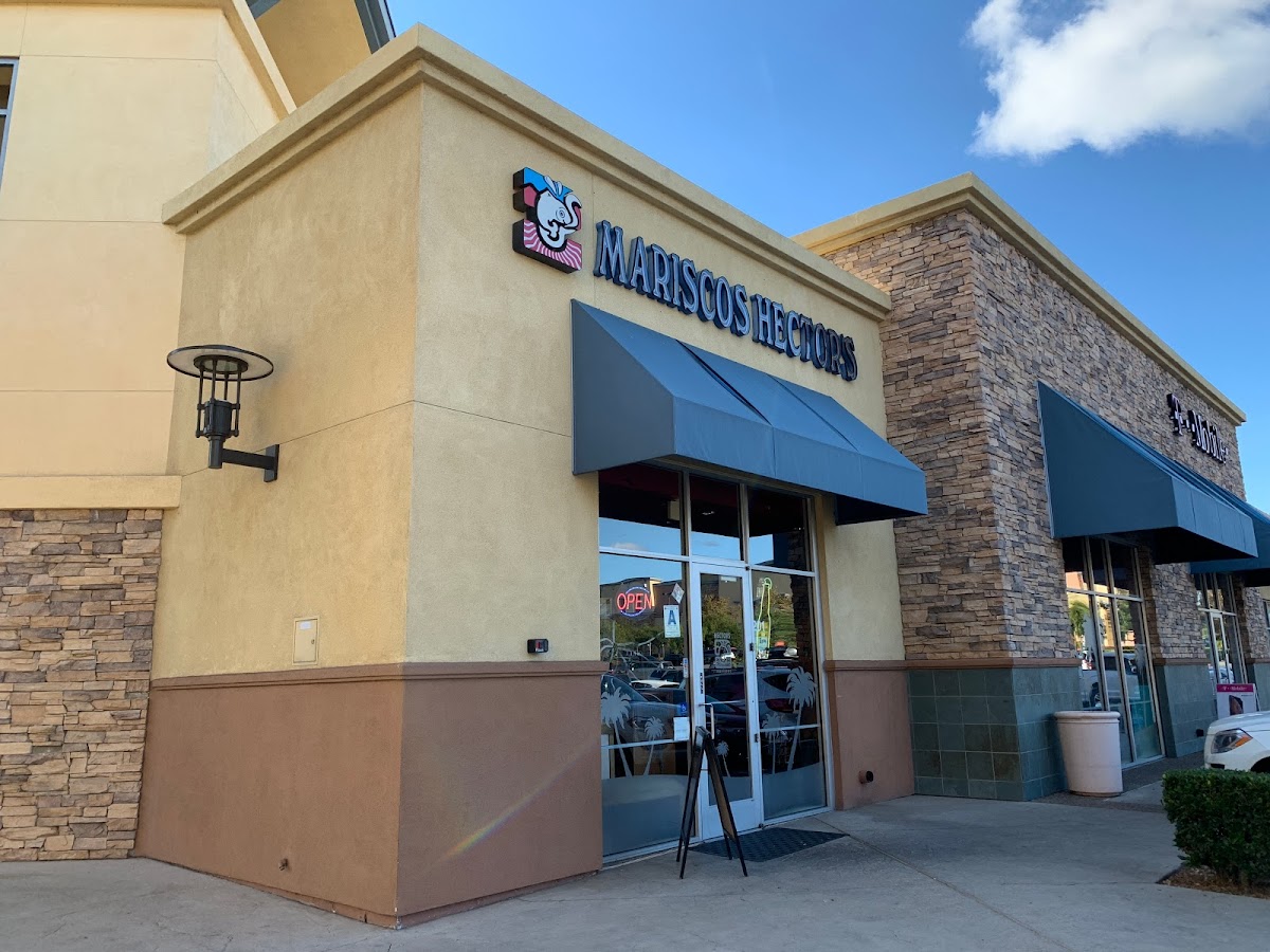 Hector's Mariscos