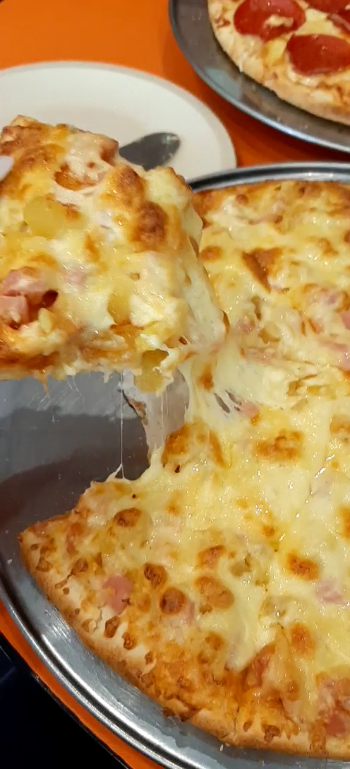 Hermano's Pizza