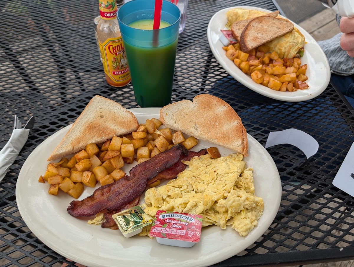 High Desert Cafe Photos 2