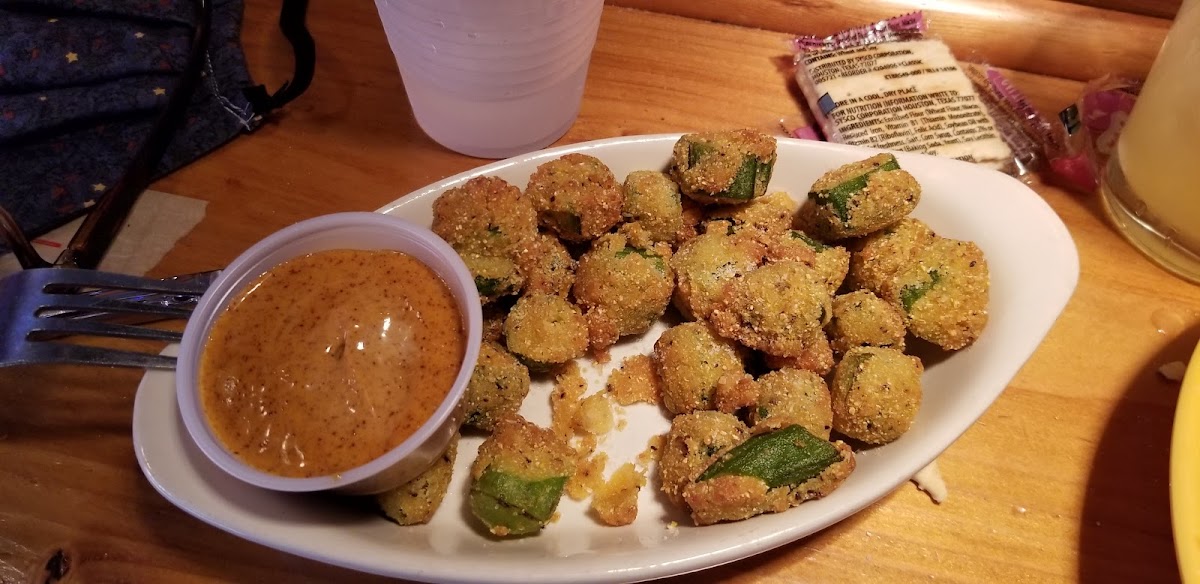 Highway 3 Roadhouse & Oyster Bar Photos 9