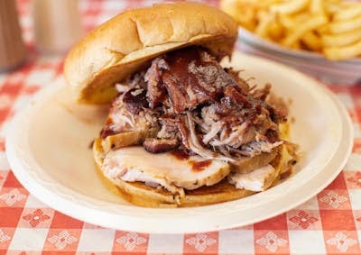 Hog Wild Pit Bar-B-Q Photos 9