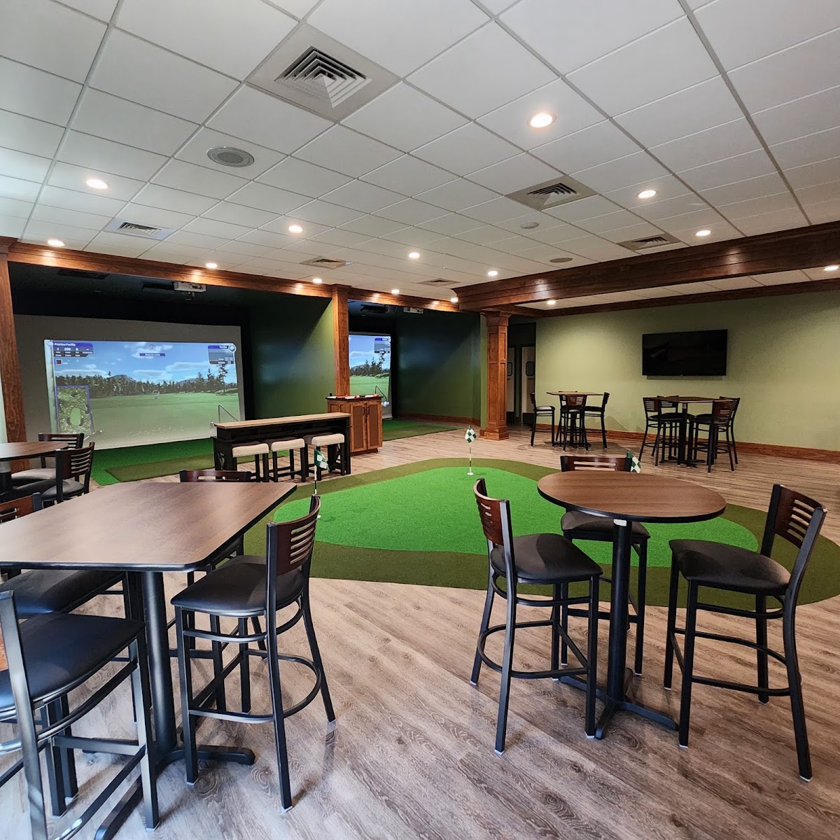 Hogan's Bar & Grill