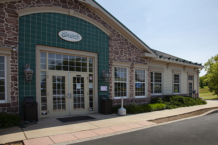 Hogan's Bar & Grill Photos 2