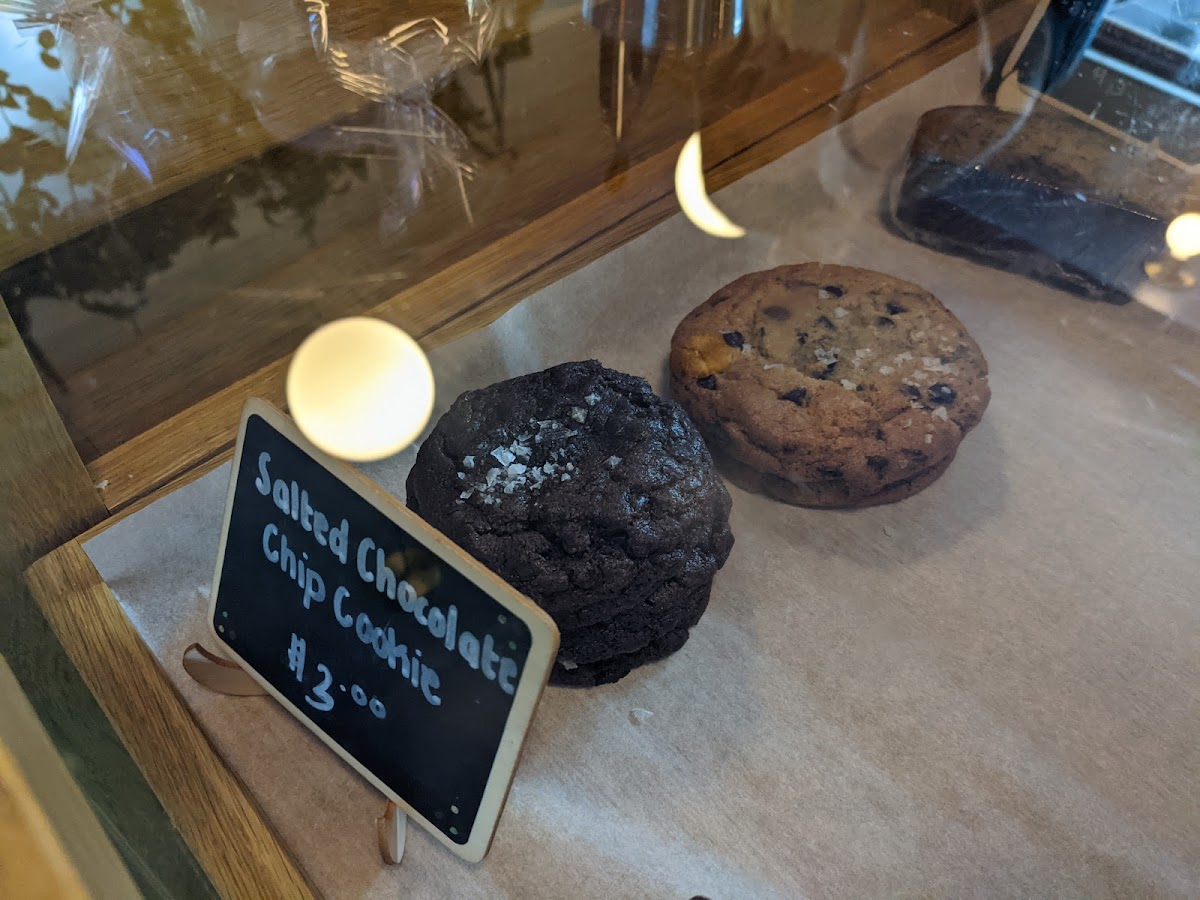 Hola Adios Coffeeshop Photos 9
