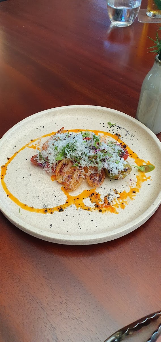 Homage Restaurant Photos 9