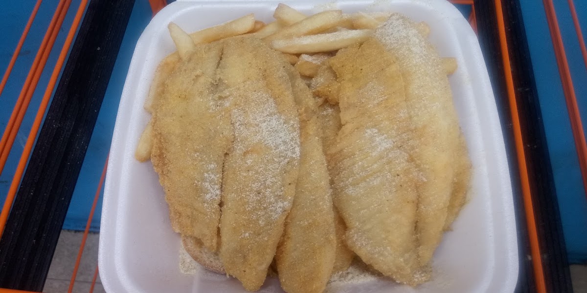 Hook Fish & Chicken Reading Rd Photos 9