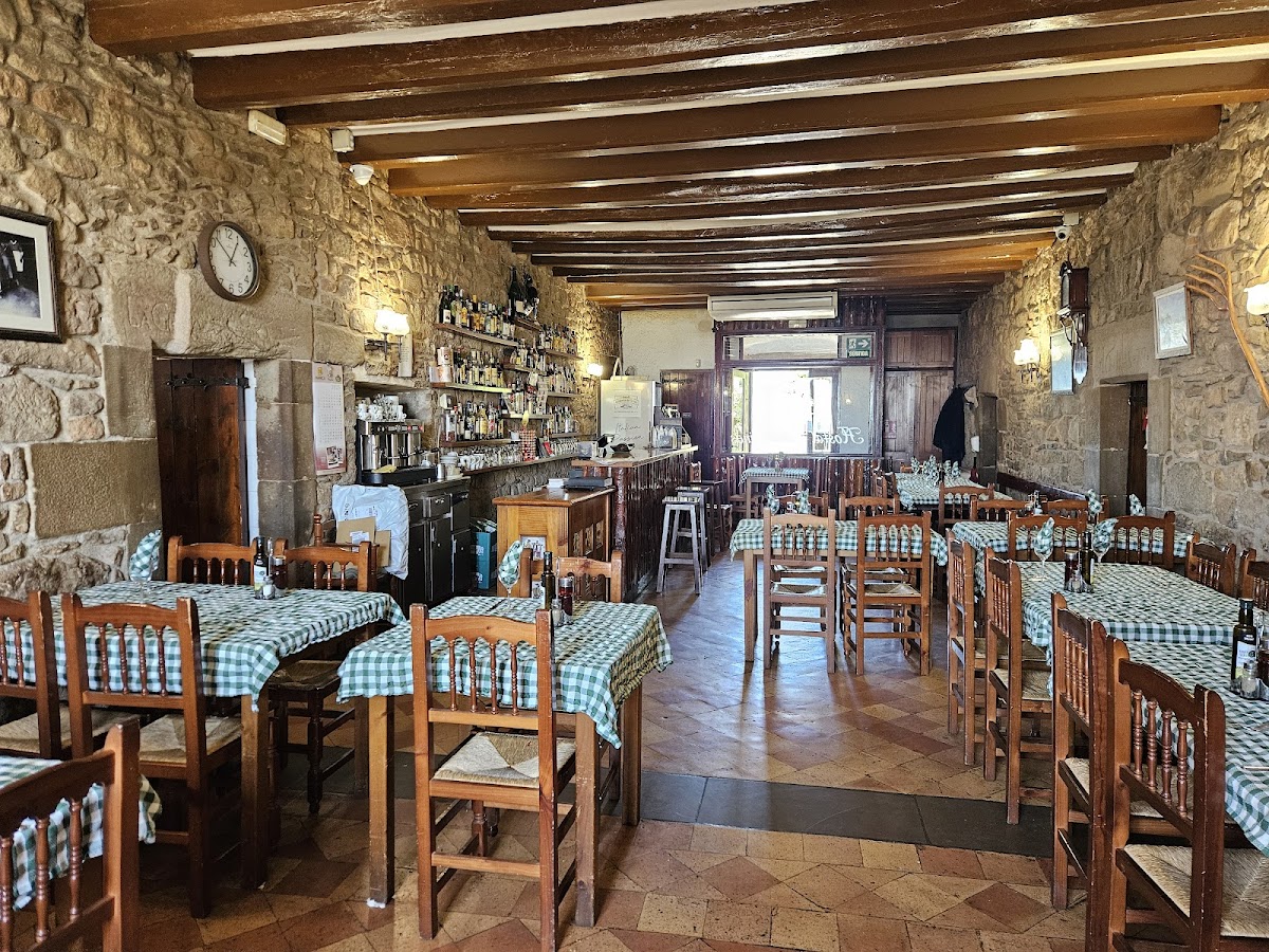 Hostal De Pinós