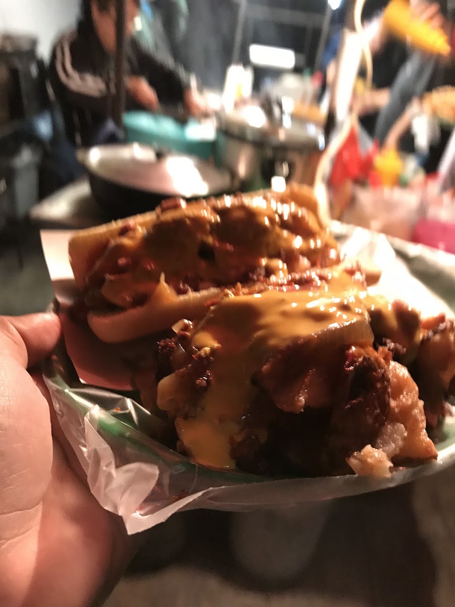 Hot Dogs 'el Chino' Photos 2