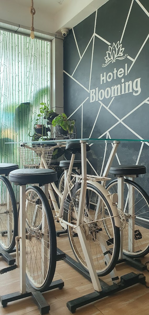 Hotel Blooming - Restaurant