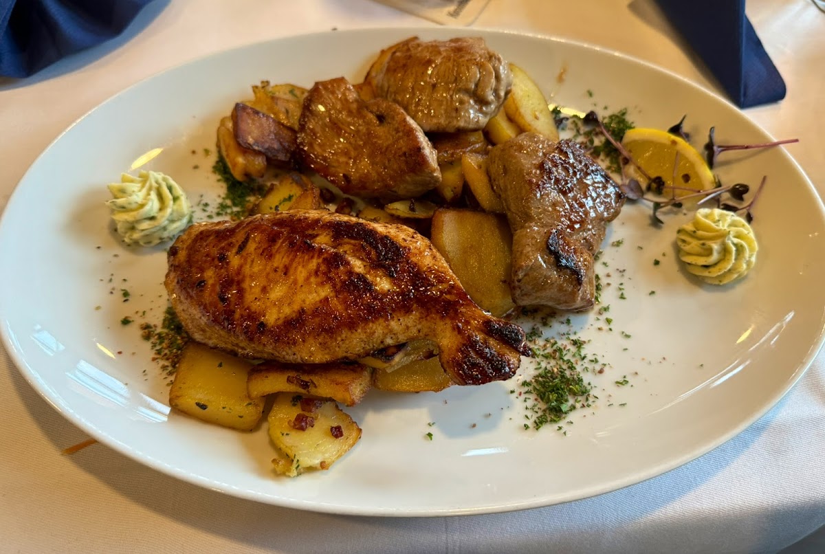 Hotel & Restaurant Weender Hof Photos 2