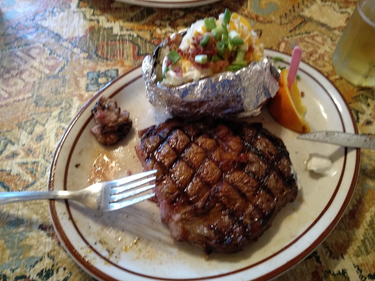 Houston's Trail's End Restaurant Photos 9