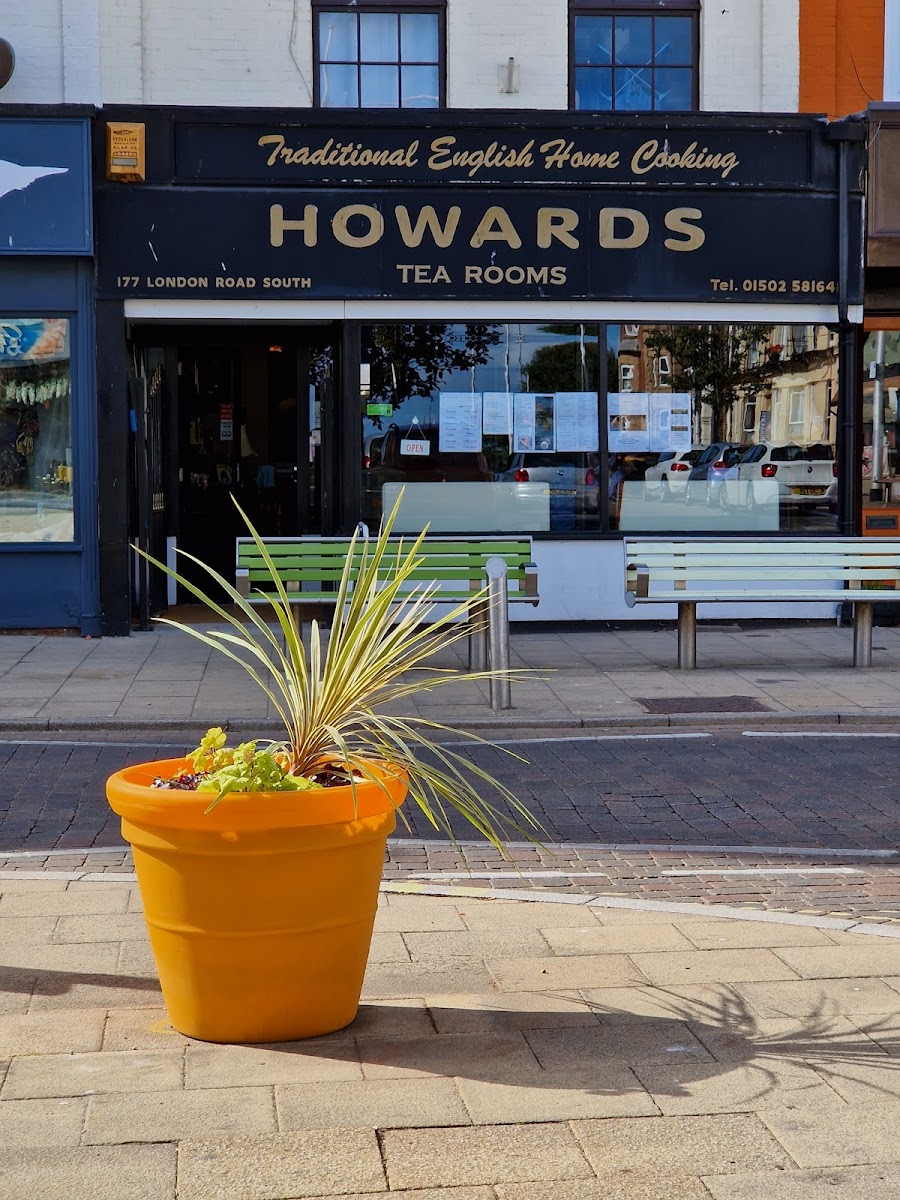 Howards Cafe Photos 2
