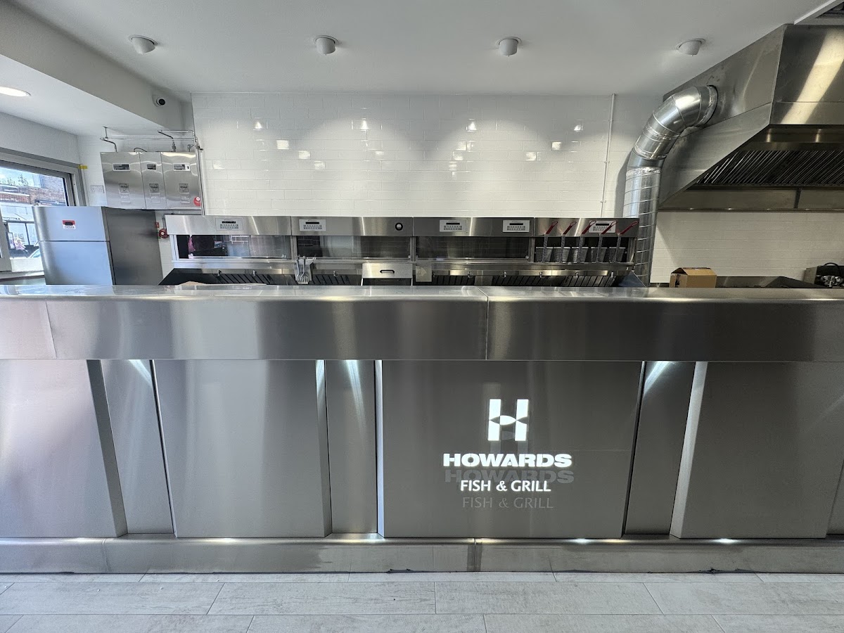 Howards Fish And Grill Photos 2