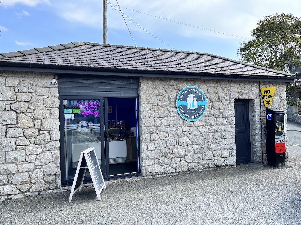 Hufen Iâ Ynys Môn Anglesey Ice Cream