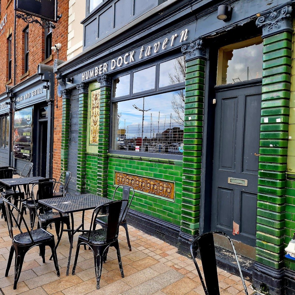 Humber Dock Bar & Grill