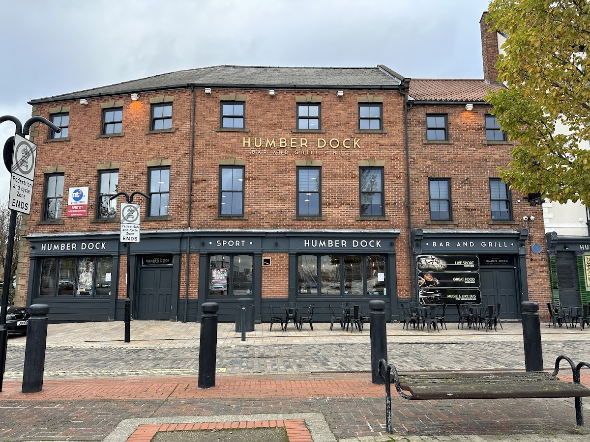 Humber Dock Bar & Grill Photos 2