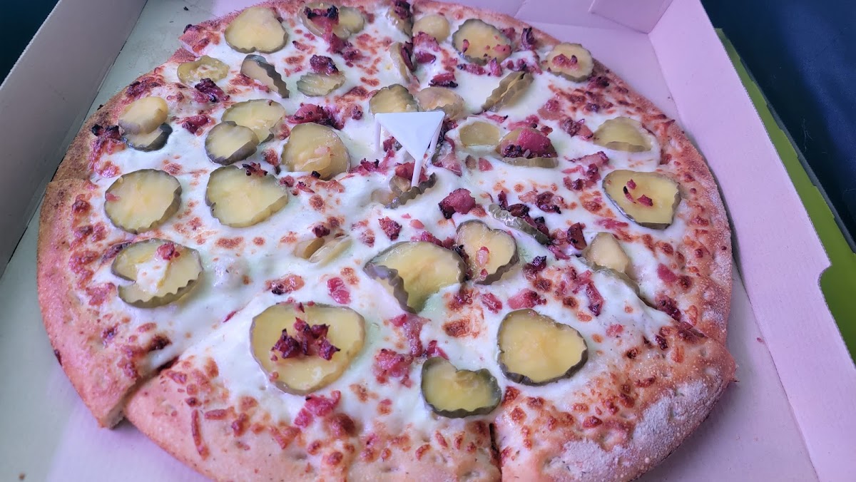 Hungry Howie's Pizza Photos 9