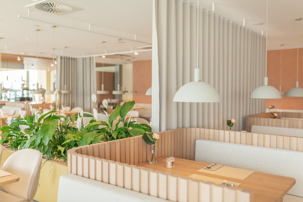 Hvgge Place | Restaurant, Events & Rooftop Founex