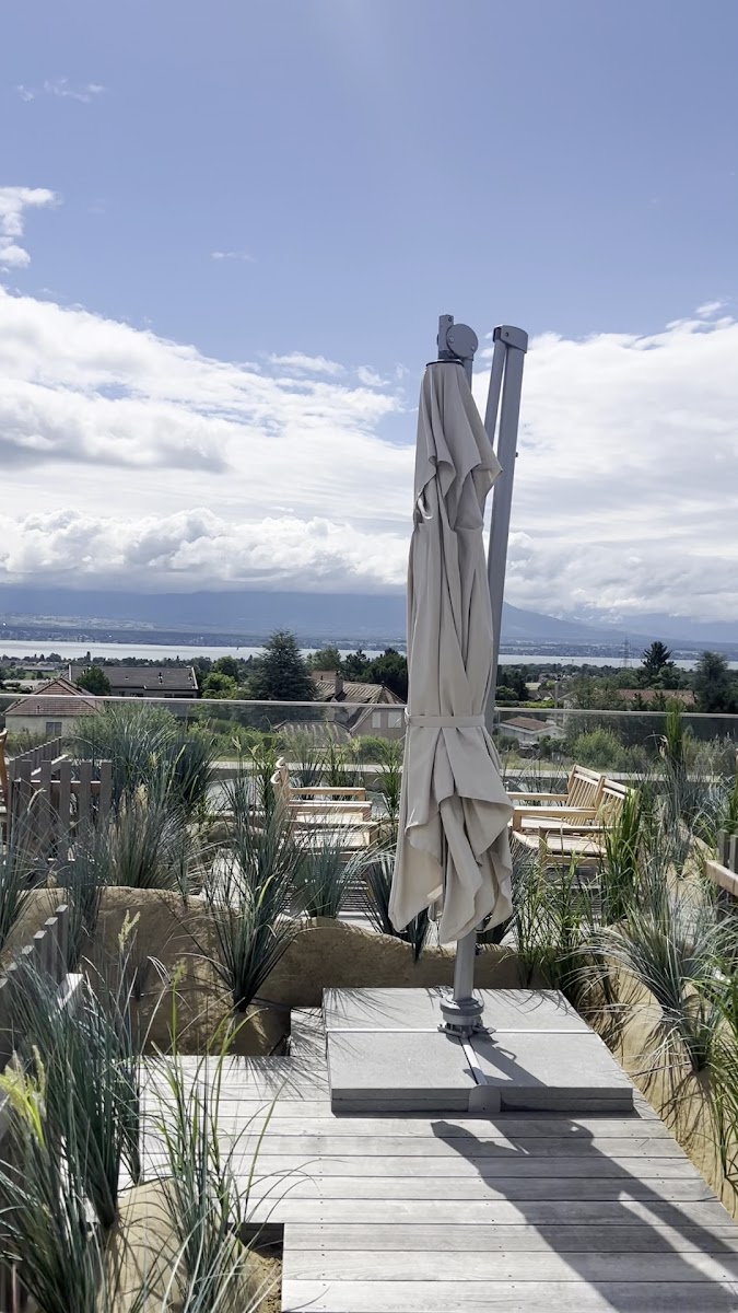 Hvgge Place | Restaurant, Events & Rooftop Founex Photos 9