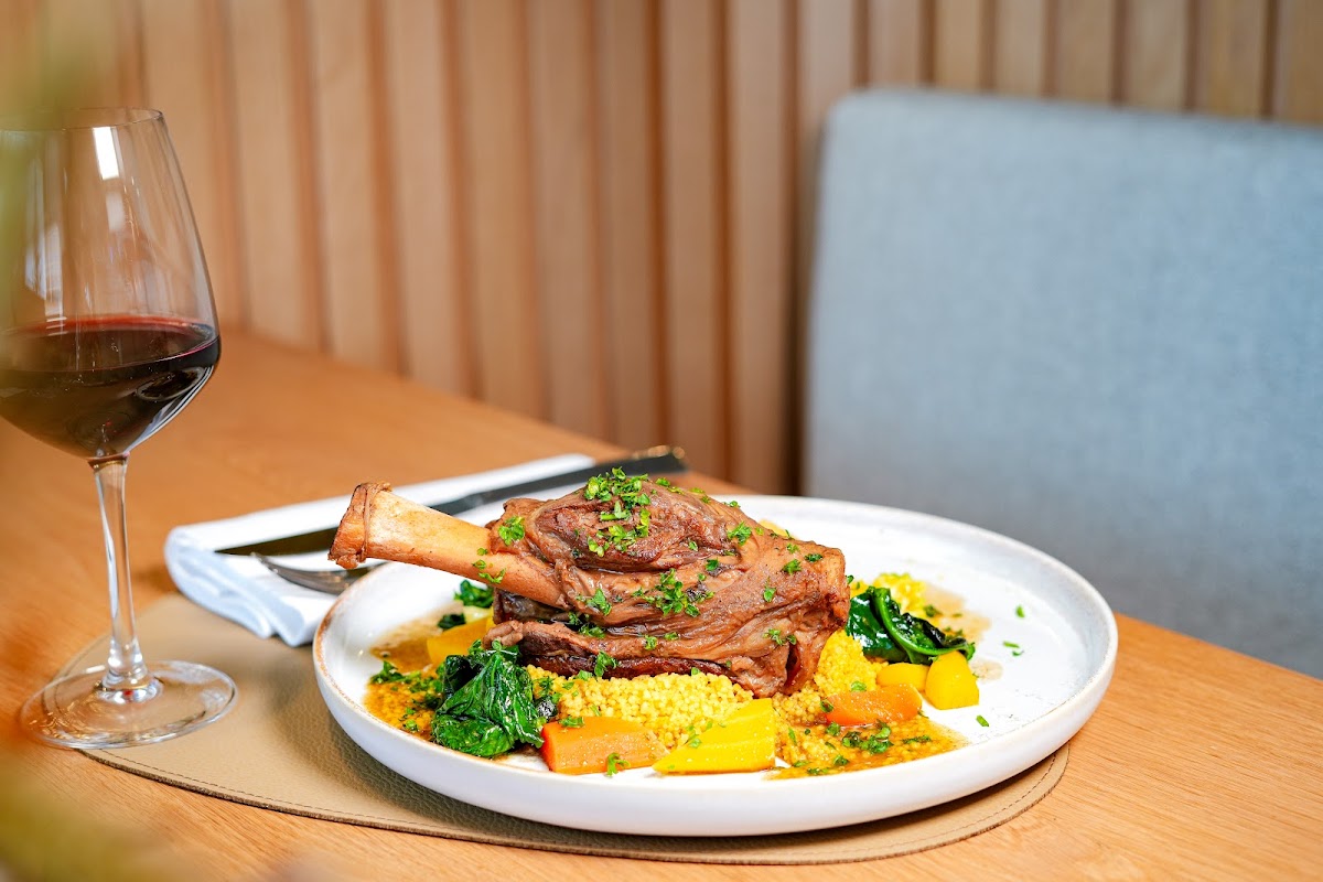 Hvgge Place | Restaurant, Events & Rooftop Founex Photos 2