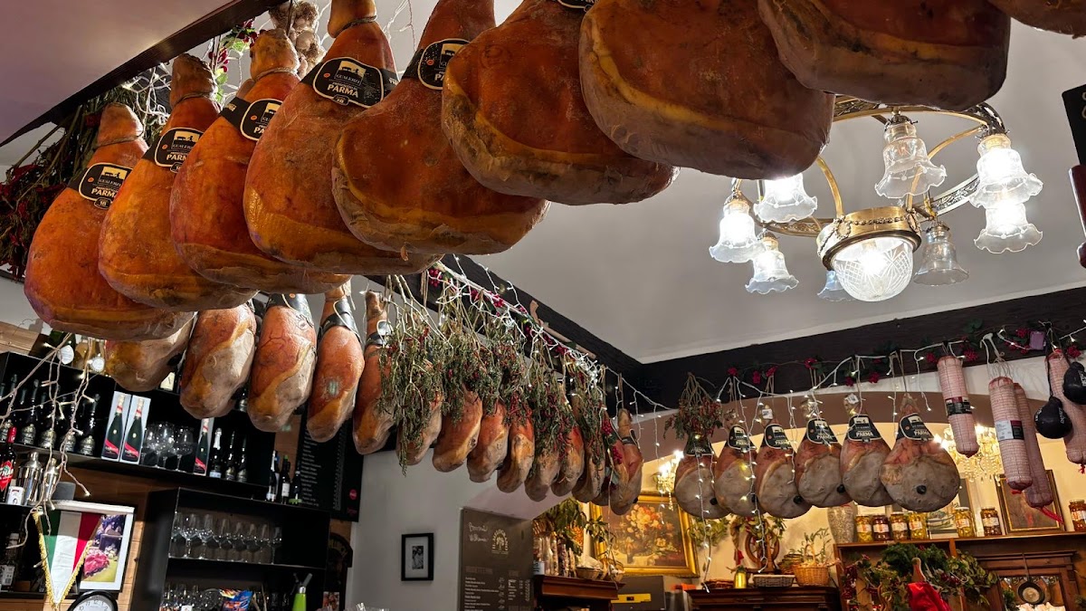 Il Melograno - Specialità Italiane Photos 9