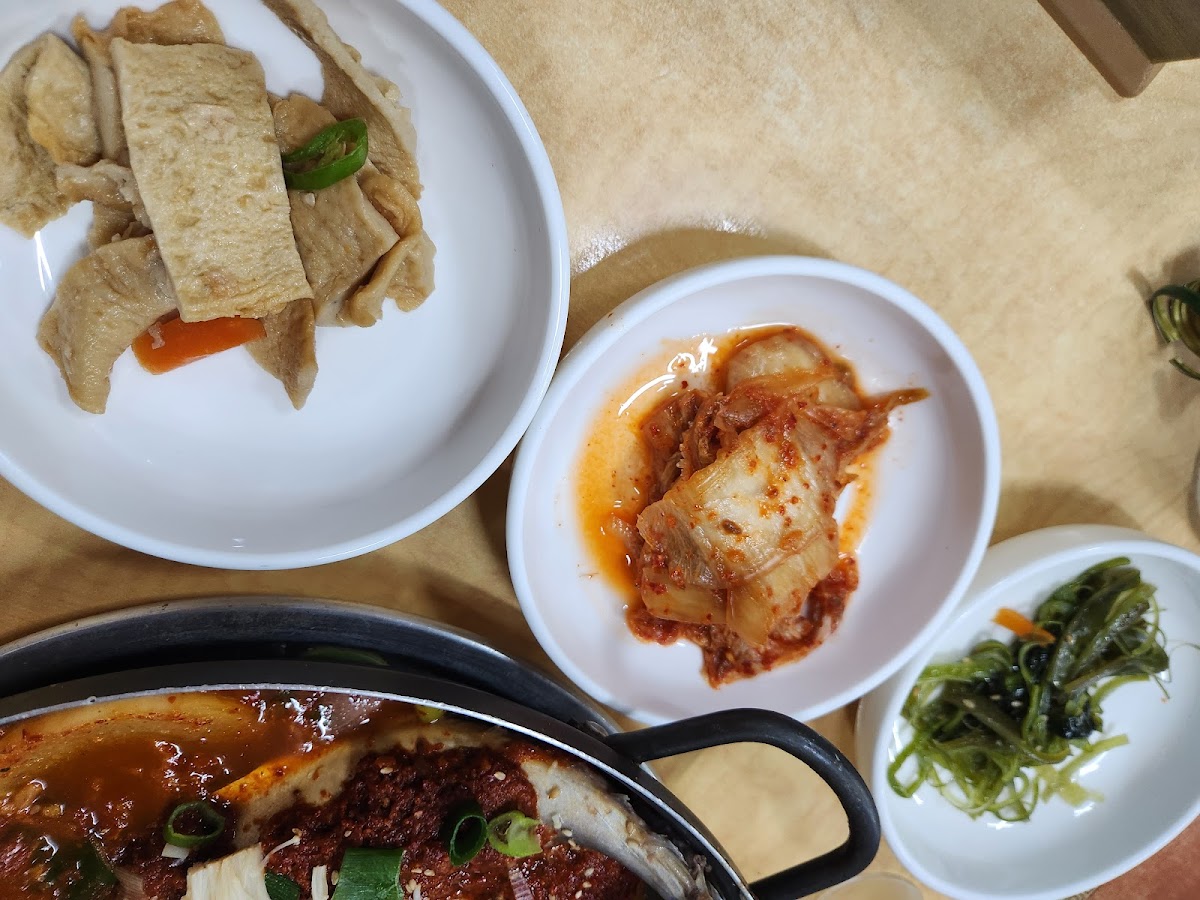 Iljik Restaurant Photos 9