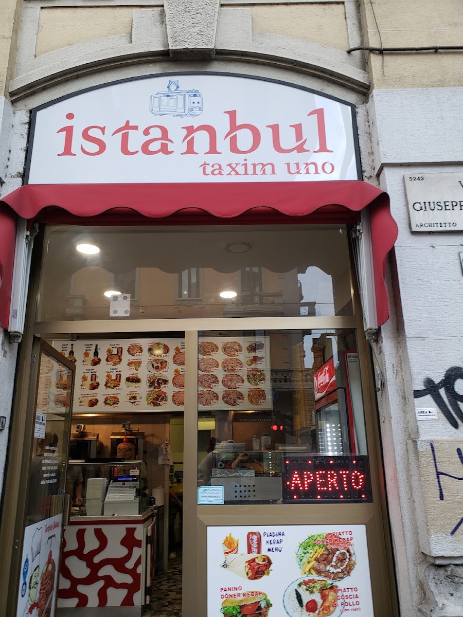 Instanbul Taxim 1
