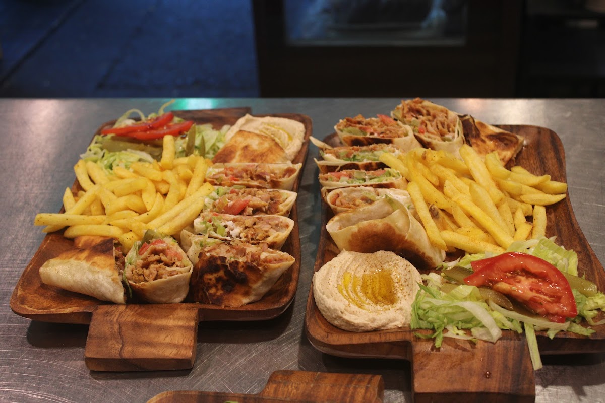 Interlaken Pizza (مطعم الشام) Photos 9