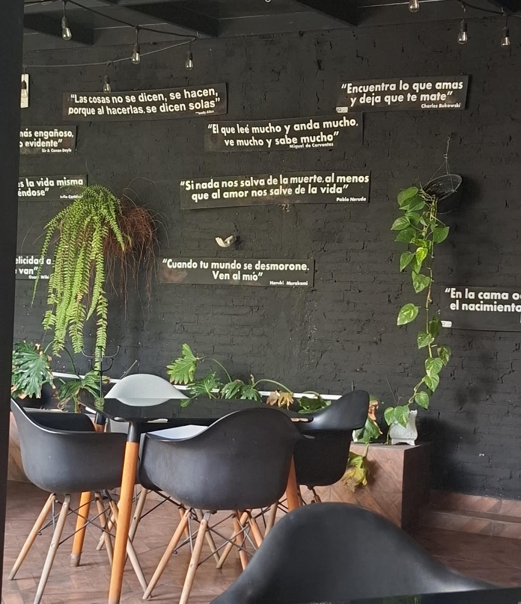 Iq Café Photos 2