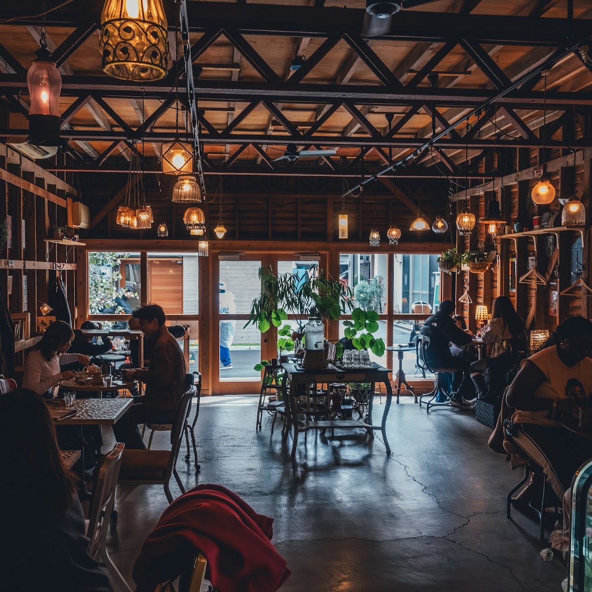 Iriya Plus Café Custom Warehouse Photos 2