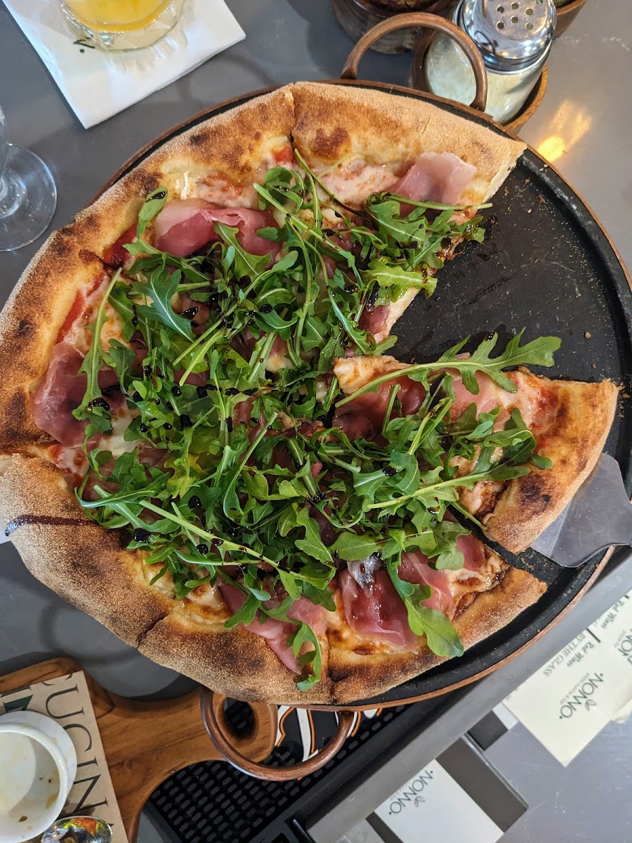 Isabella's Pizzaria Photos 9