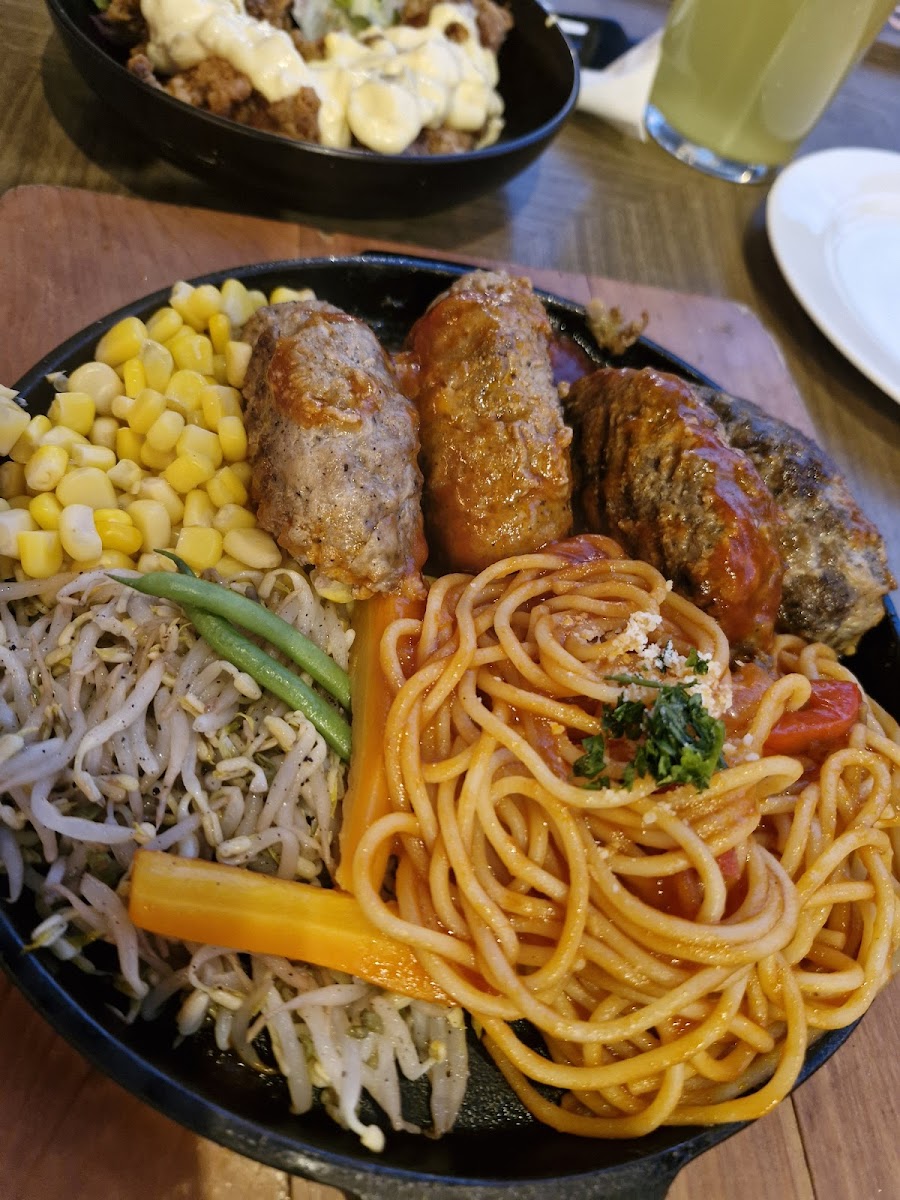 Ishigamaya Hamburg & Steak Plaza Indonesia Photos 9