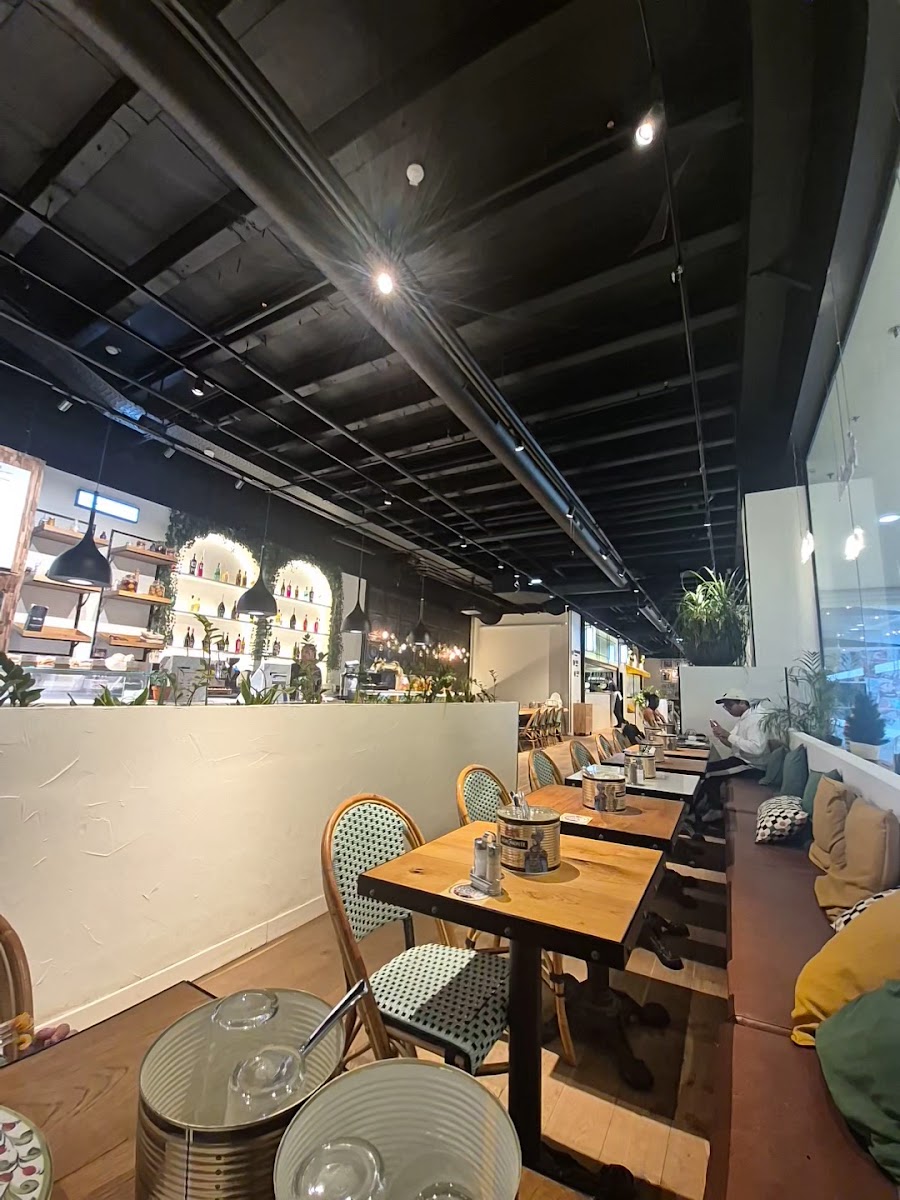 It - Italian Trattoria Evry 2 Photos 2