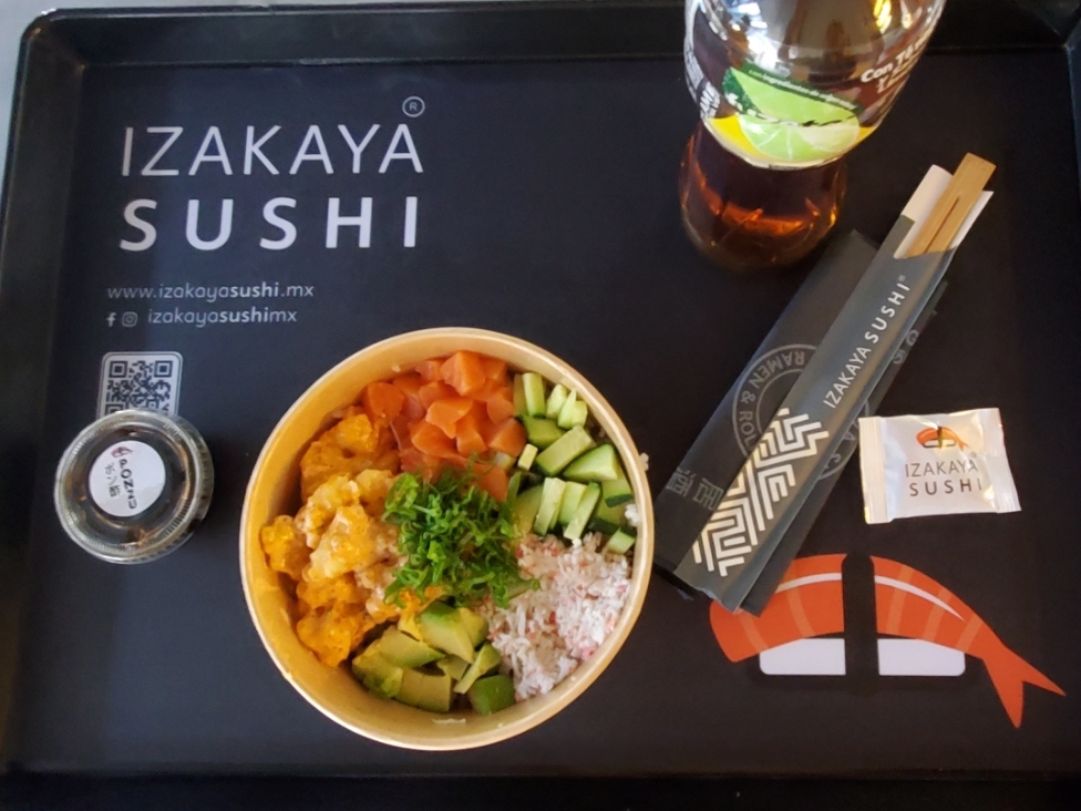 Izakaya Sushi Arcos Bosques Photos 9