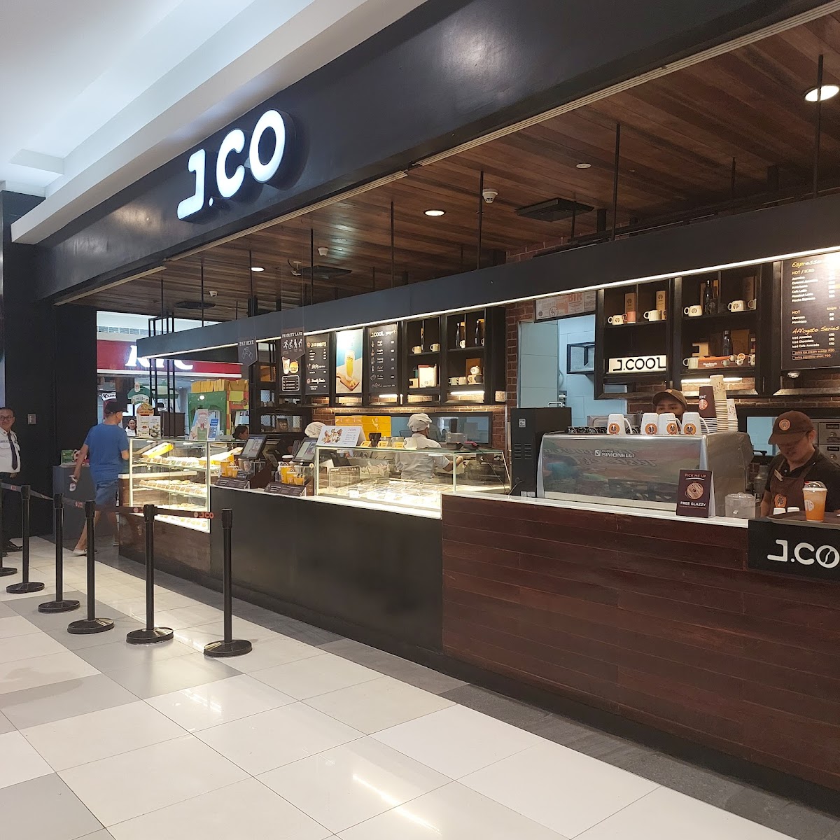 J. Co Donuts & Coffee