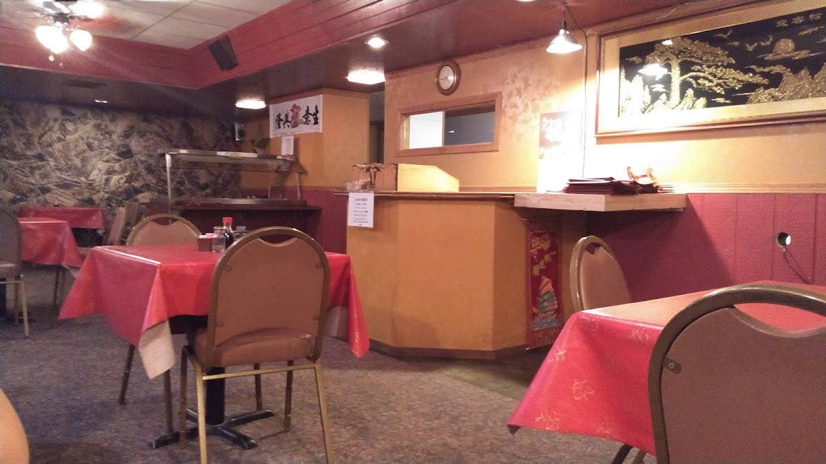 J & J Chinese Cafe