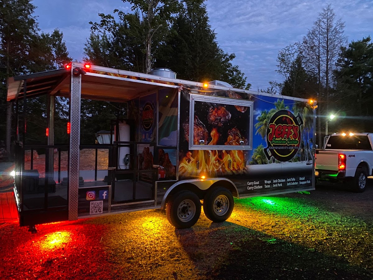 Jeff’S Jamaican Cuisine Food Trailer Photos 2