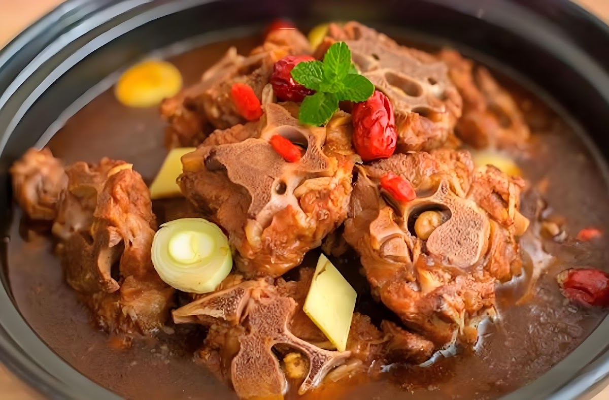Jinwei Kitchen | Vancouver Restaurant Photos 9