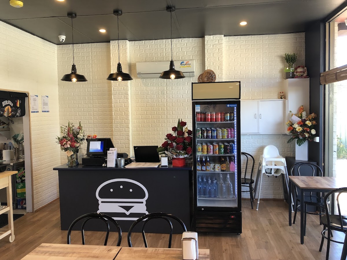 Jm Burgers Shelley