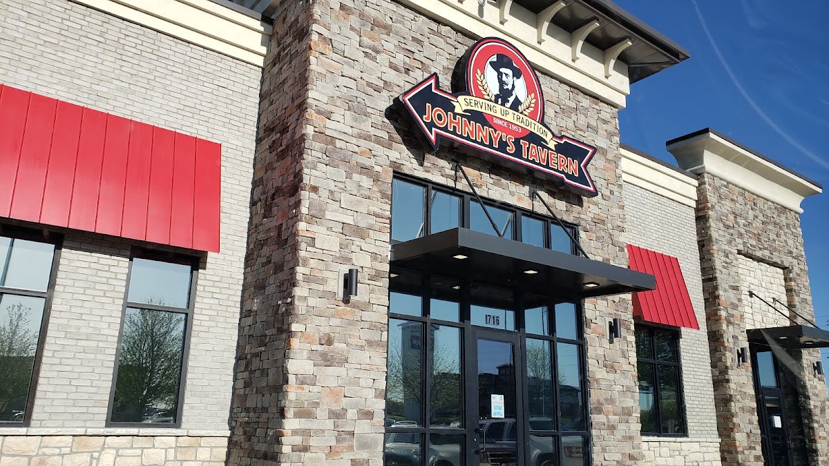 Johnny's Tavern Raymore