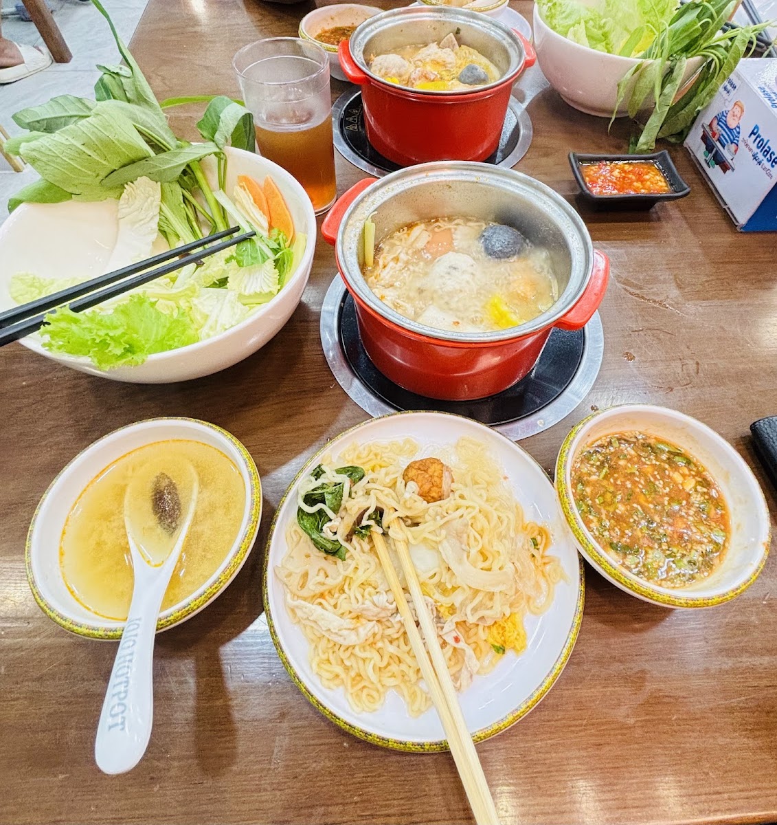 Jojo Hotpot Photos 2