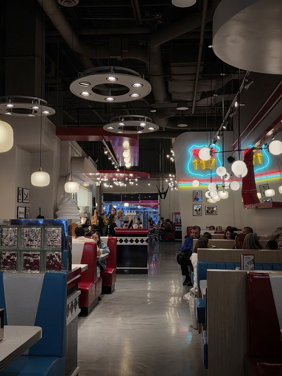 Jukebox Burgers - Laval Photos 2