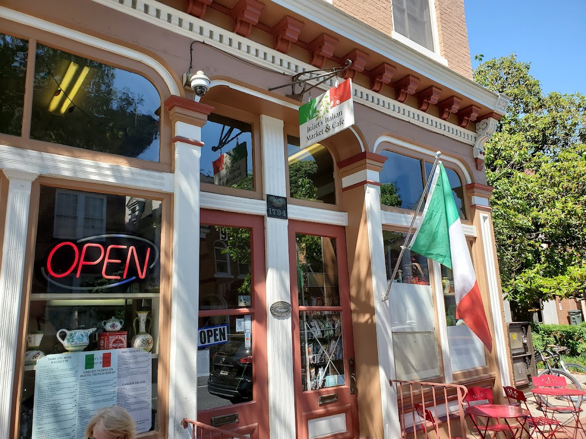Juliet's Italian Market And Café