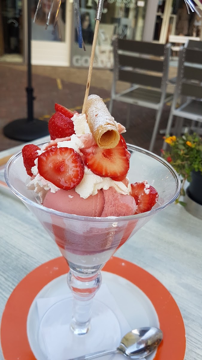 Jumbo Ice Cream Parlor Photos 9
