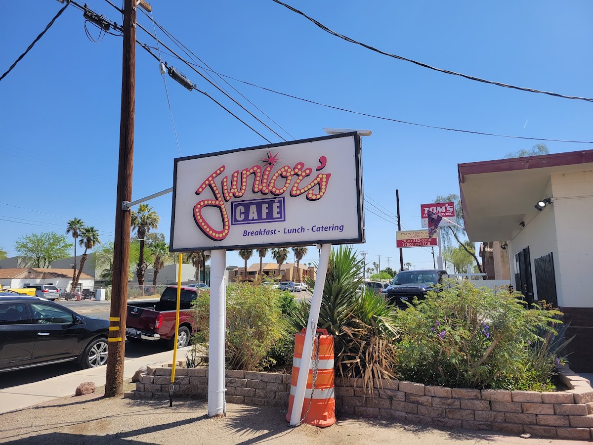 Junior's Cafe